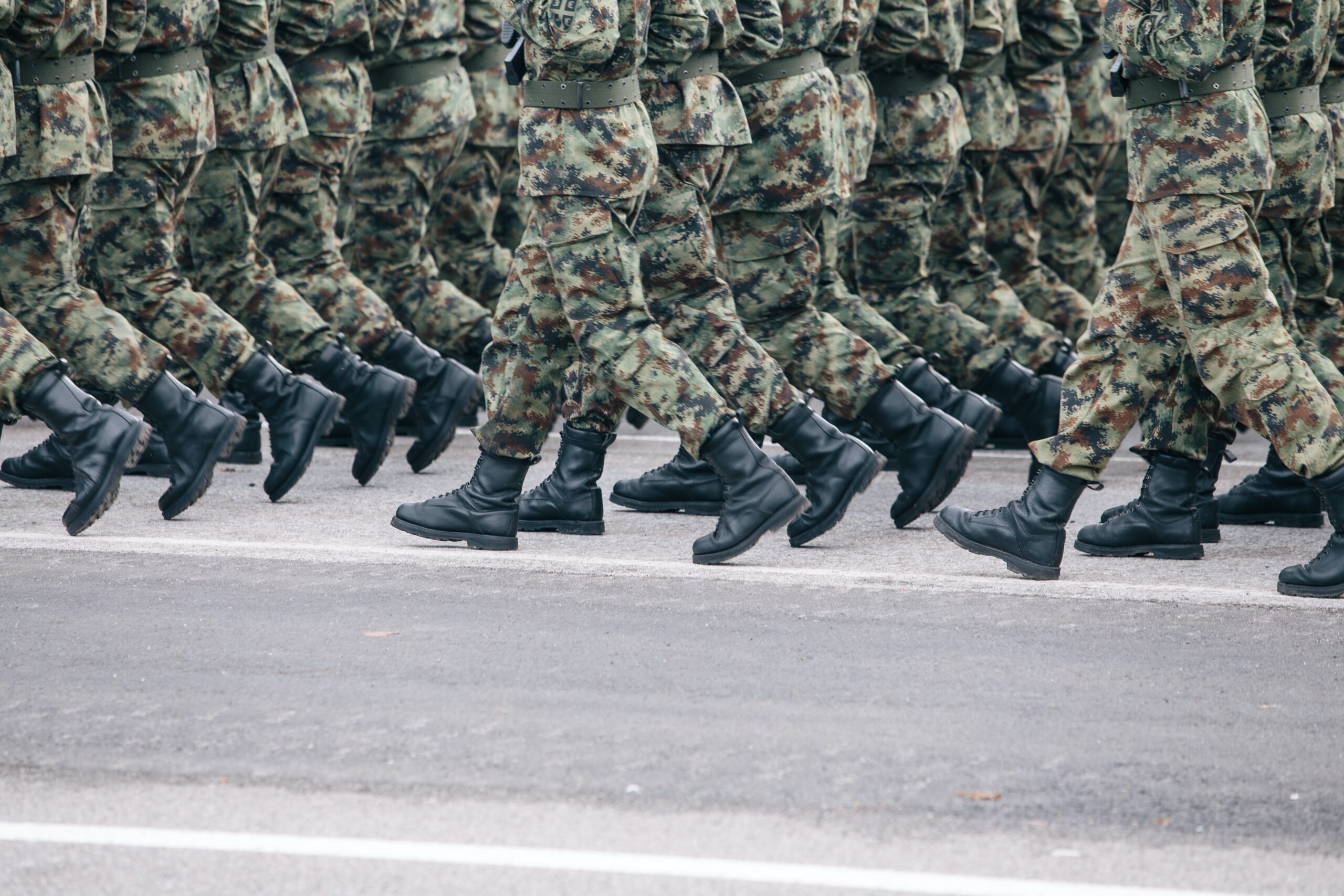 Militares
