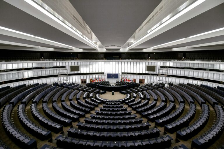 Parlamento Europeu - União Europeia - UE - EU
