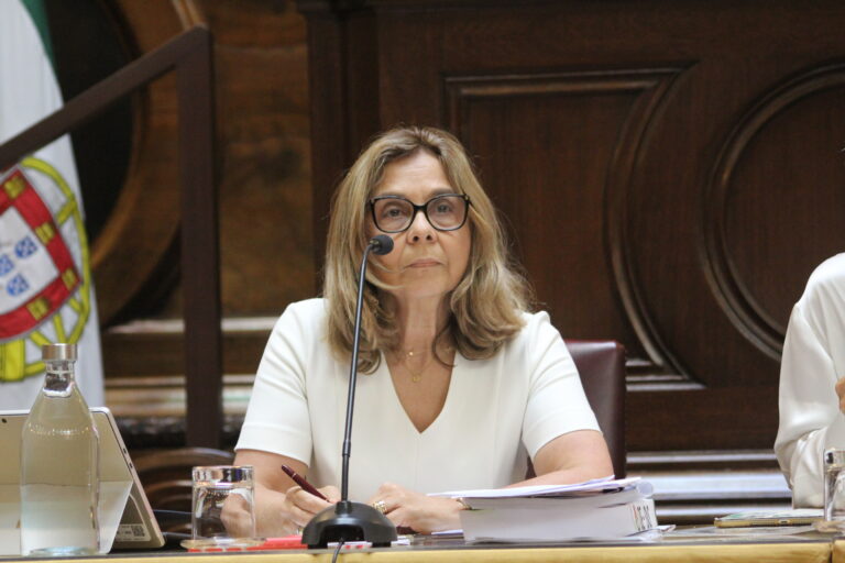 Ministra da Saúde - Ana Paula Martins