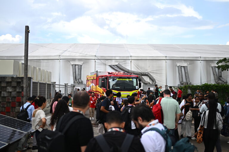 Fire forces evacuation of COP30 negotiation area in Belem