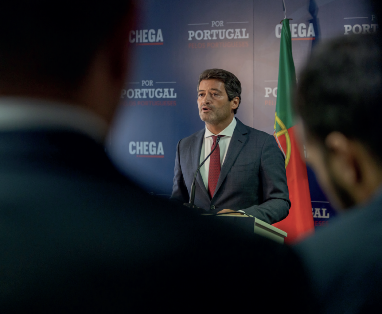 Captura de ecrã 2025-12-04, às 21.23