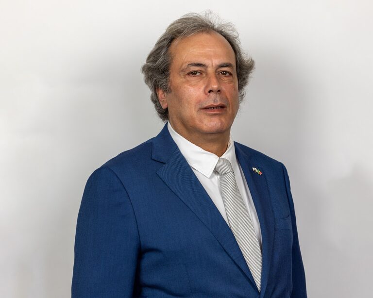 PHOTO-2025-12-04-14-38-45