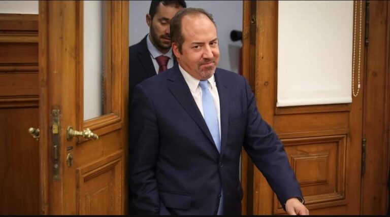 lvaro Santos Pereira