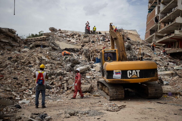 Debris removal operations continue in Venezuela 11 days after the earthquakes