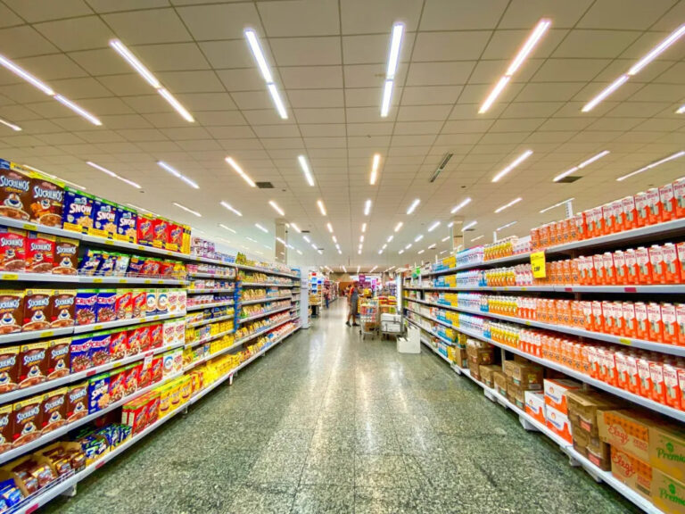 POUPAR_NO_SUPERMERCADO_MONEYLAB-scaled