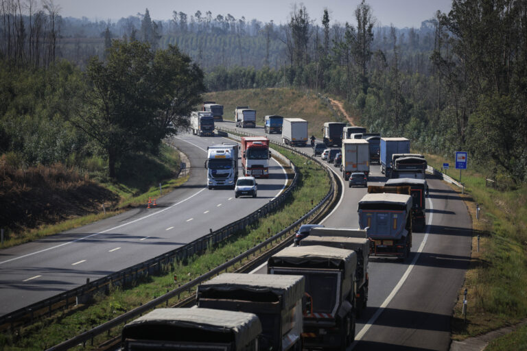 Marcha lenta do setor das terraplanagens contra o aumento dos combustíveis