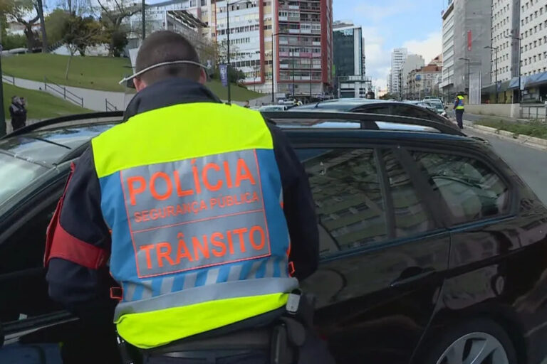Policia